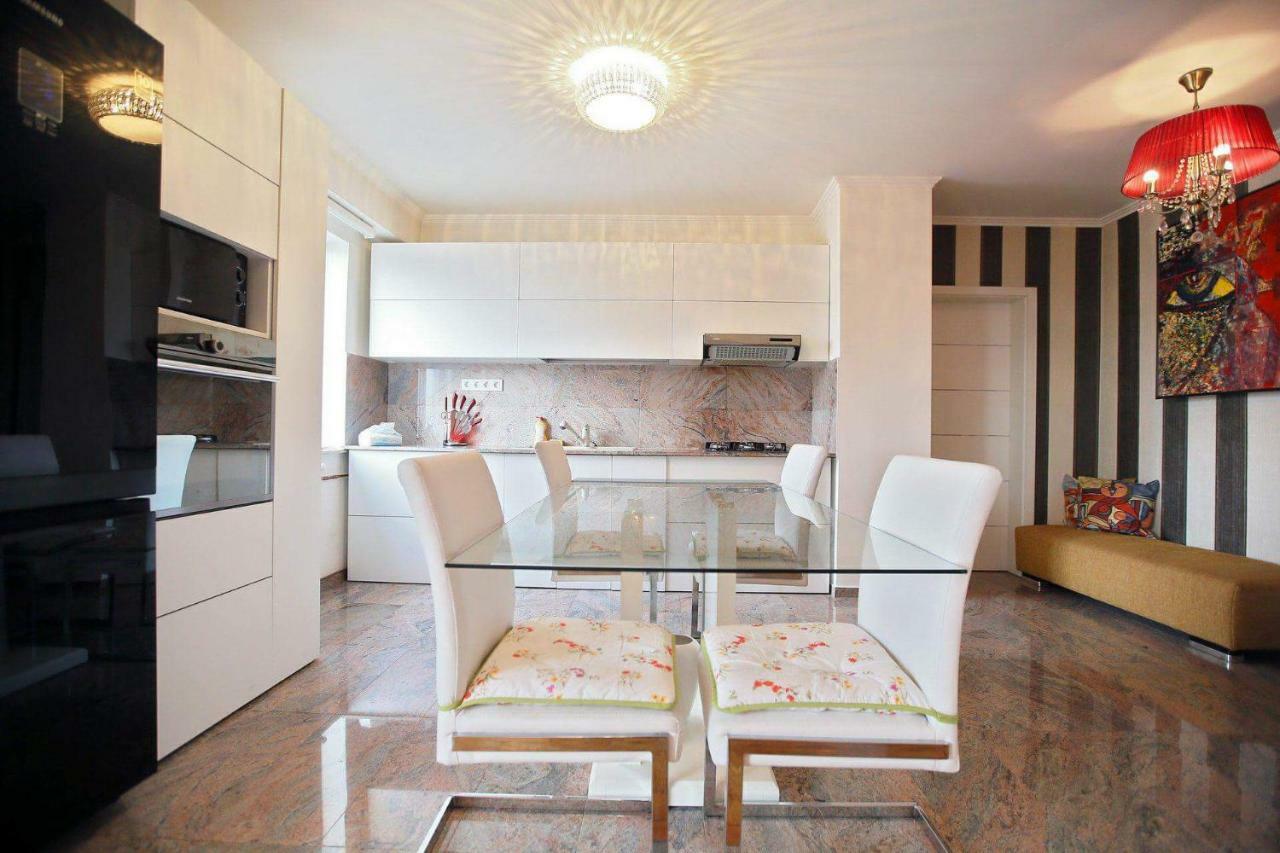Apartament Marc Διαμέρισμα Oradea Εξωτερικό φωτογραφία