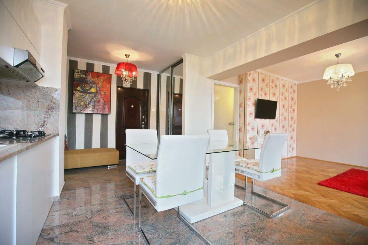 Apartament Marc Διαμέρισμα Oradea Εξωτερικό φωτογραφία