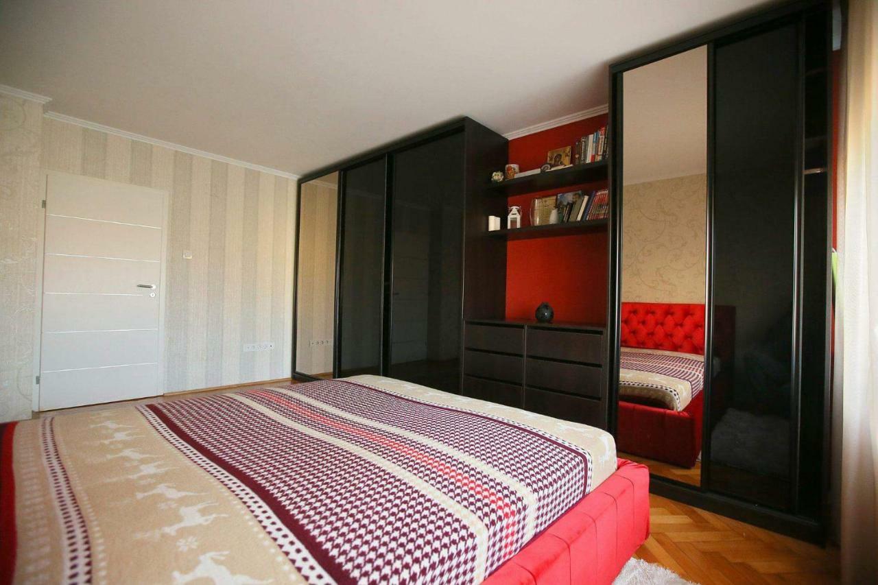 Apartament Marc Διαμέρισμα Oradea Εξωτερικό φωτογραφία